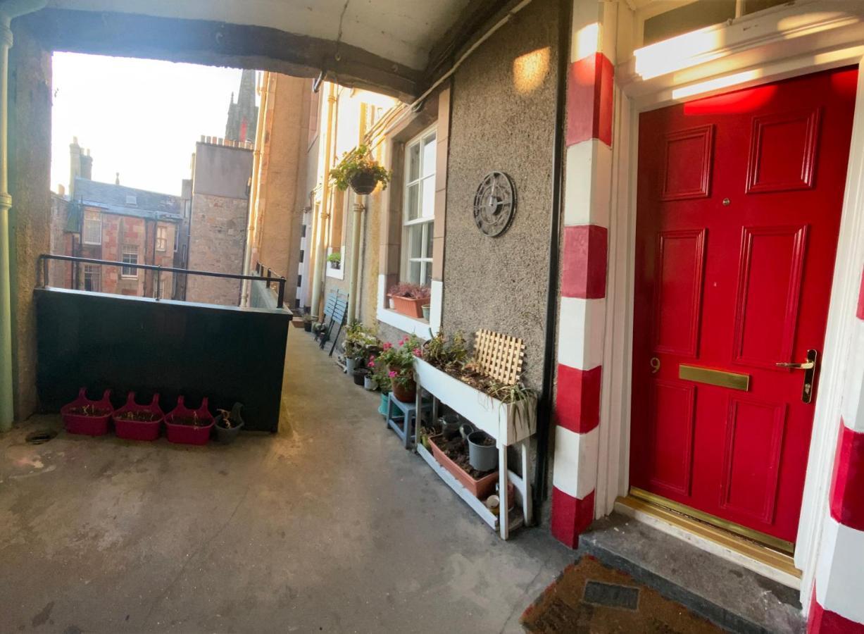 Old Town View Apartment Edinburgh Luaran gambar